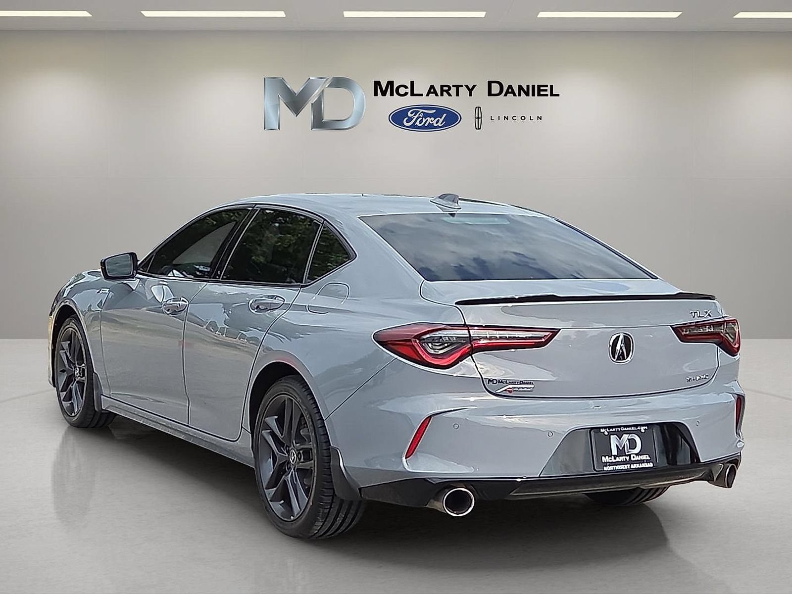 Used 2024 Acura TLX SH-AWD w/ A-SPEC Pkg image 4