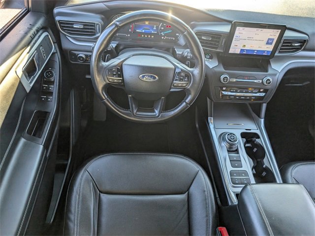 Certified 2020 Ford Explorer XLT w/ Equipment Group 202A image 11