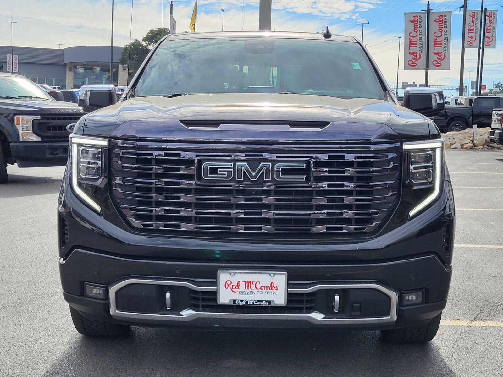 Used 2022 GMC Sierra 1500 Denali Ultimate image 8