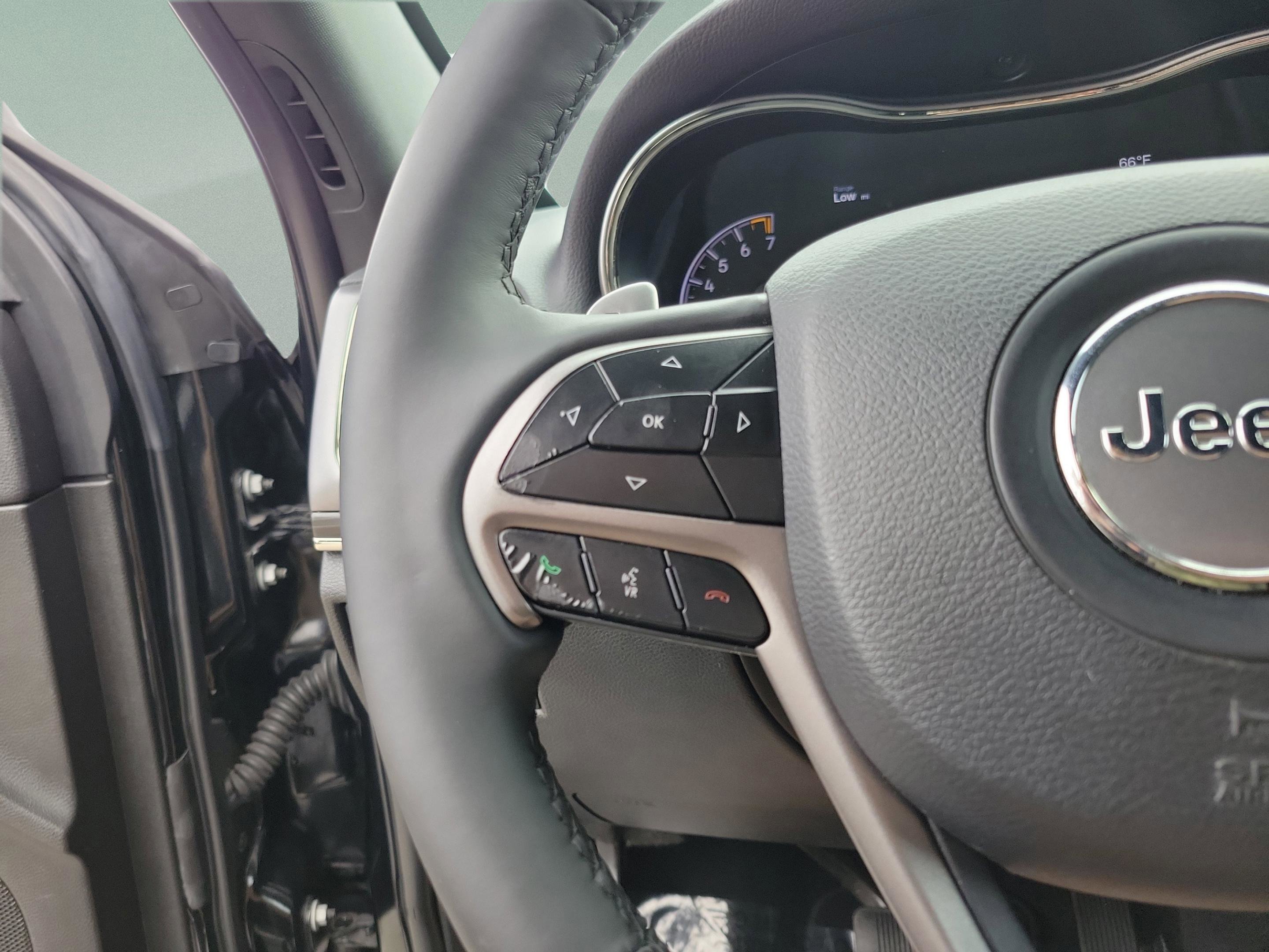 Used 2020 Jeep Grand Cherokee Limited X image 12