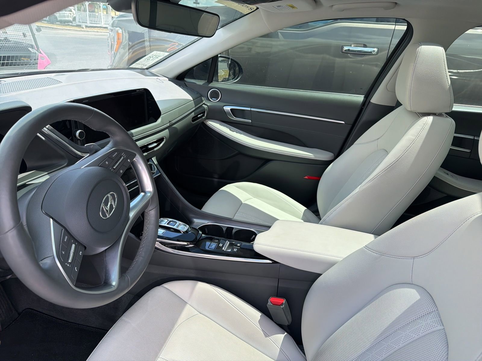 Used 2023 Hyundai Sonata Limited FWD image 12