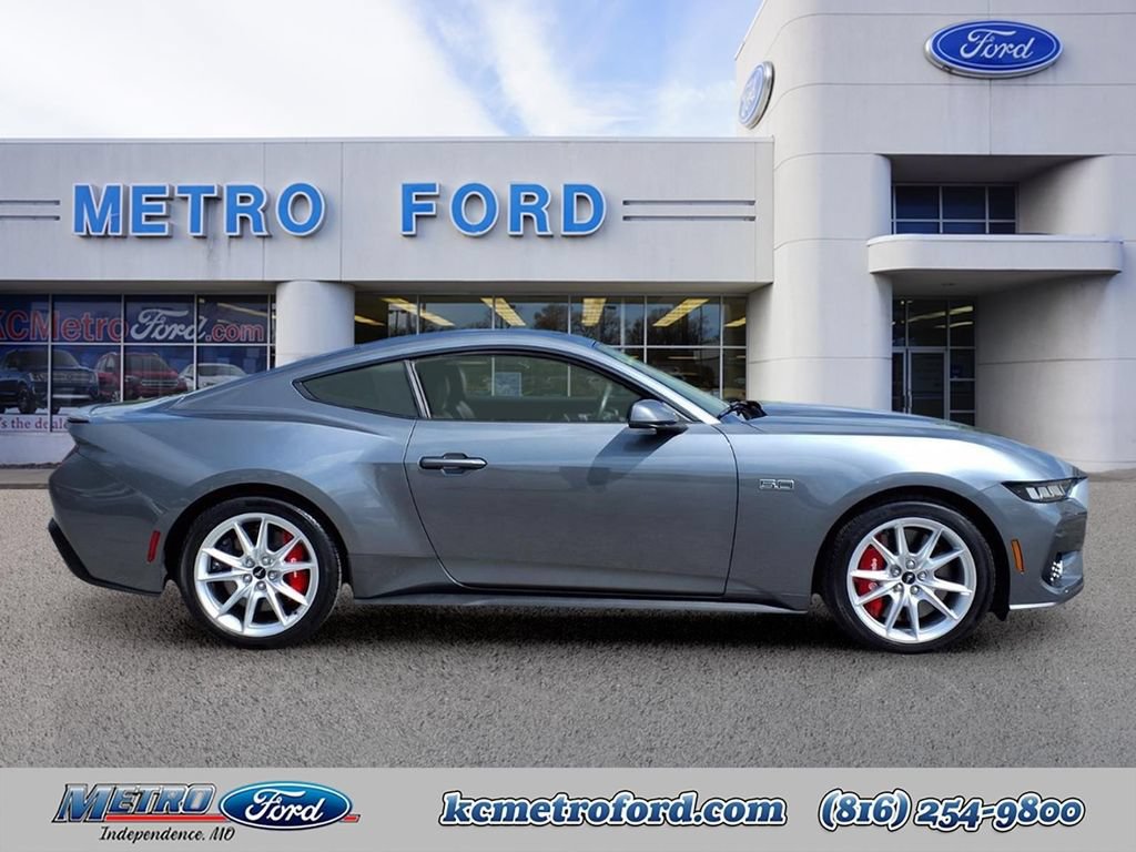 Certified 2025 Ford Mustang GT Premium RWD image 2