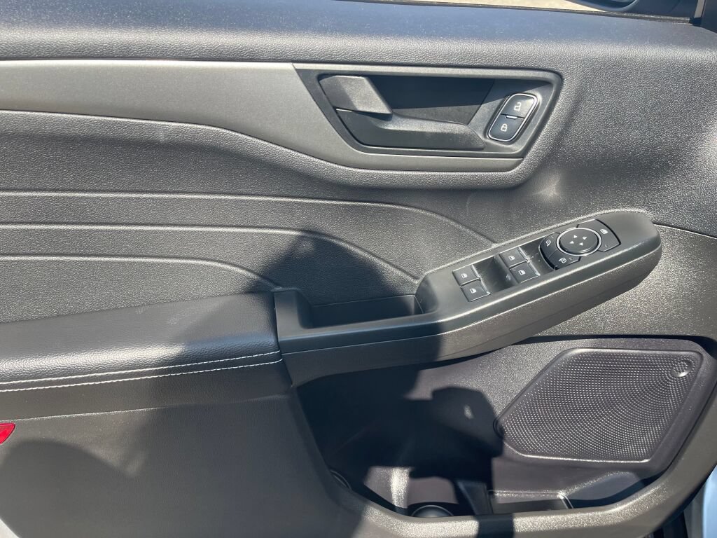 Certified 2023 Ford Escape Active AWD/4WD image 8