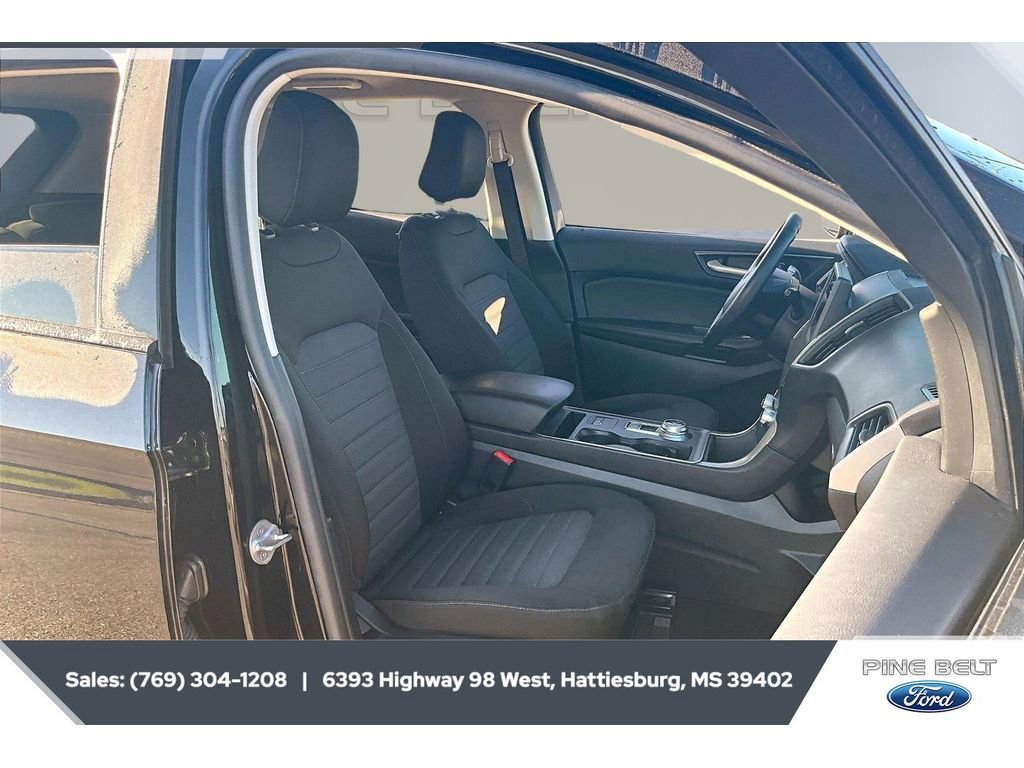Certified 2023 Ford Edge SE image 8