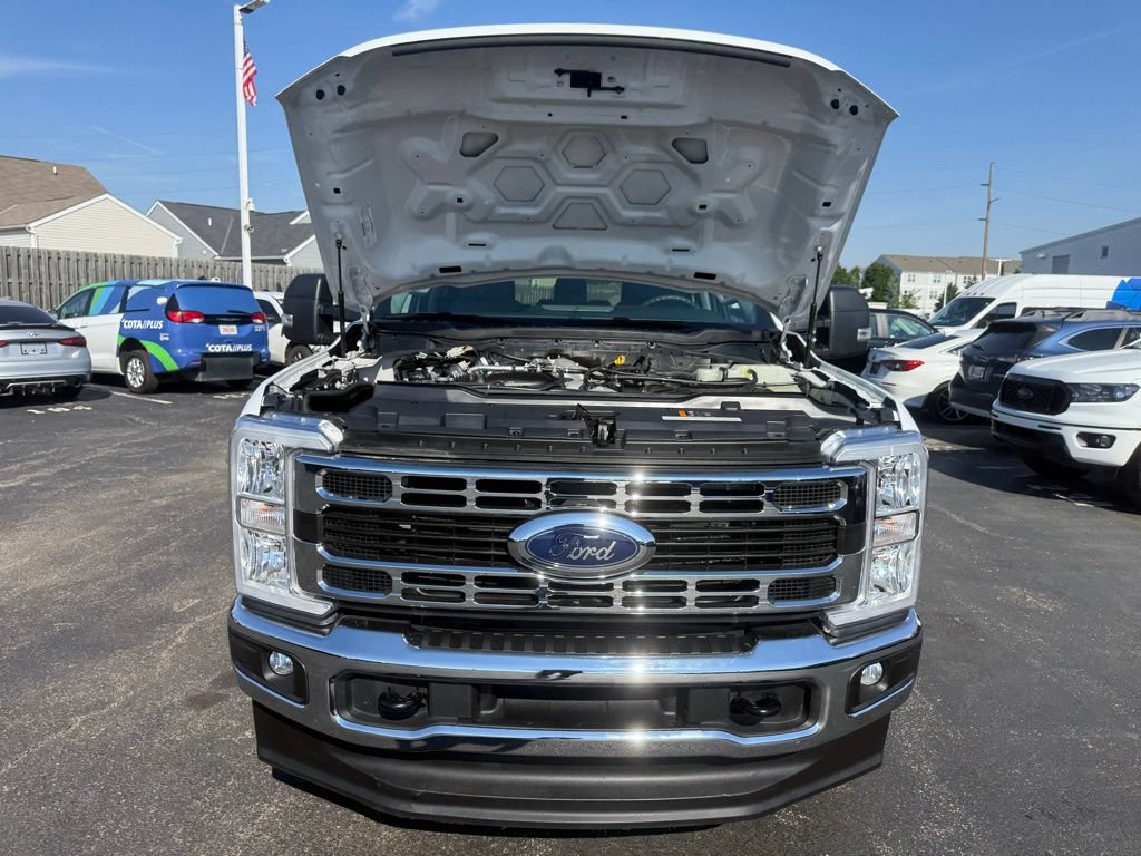 Certified 2025 Ford F350 XLT AWD/4WD image 62