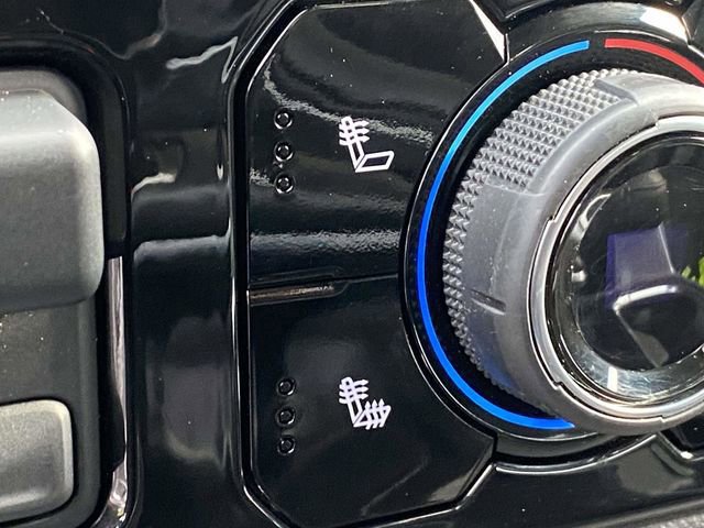 Used 2023 Chevrolet Silverado 1500 LT Trail Boss image 28