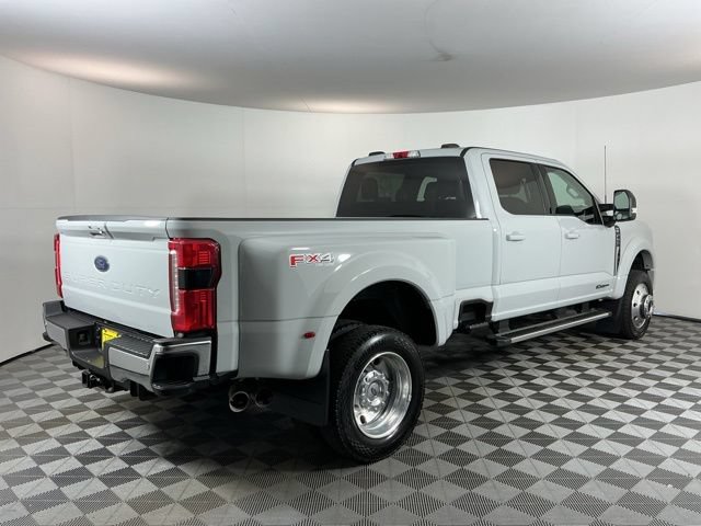 Certified 2025 Ford F450 Lariat w/ FX4 Off-Road Package AWD/4WD image 4