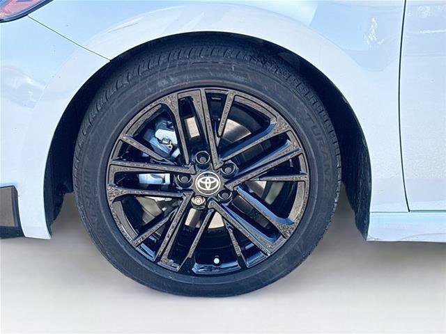 Used 2025 Toyota Camry SE w/ Convenience Package FWD image 31