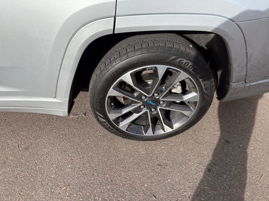 Used 2021 Jeep Grand Cherokee L Overland w/ Luxury Tech Group IV image 10