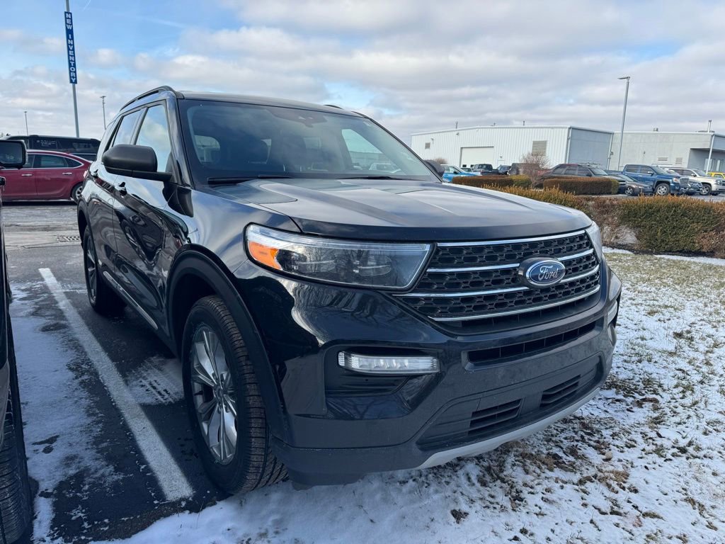 Certified 2023 Ford Explorer XLT w/ Equipment Group 202A