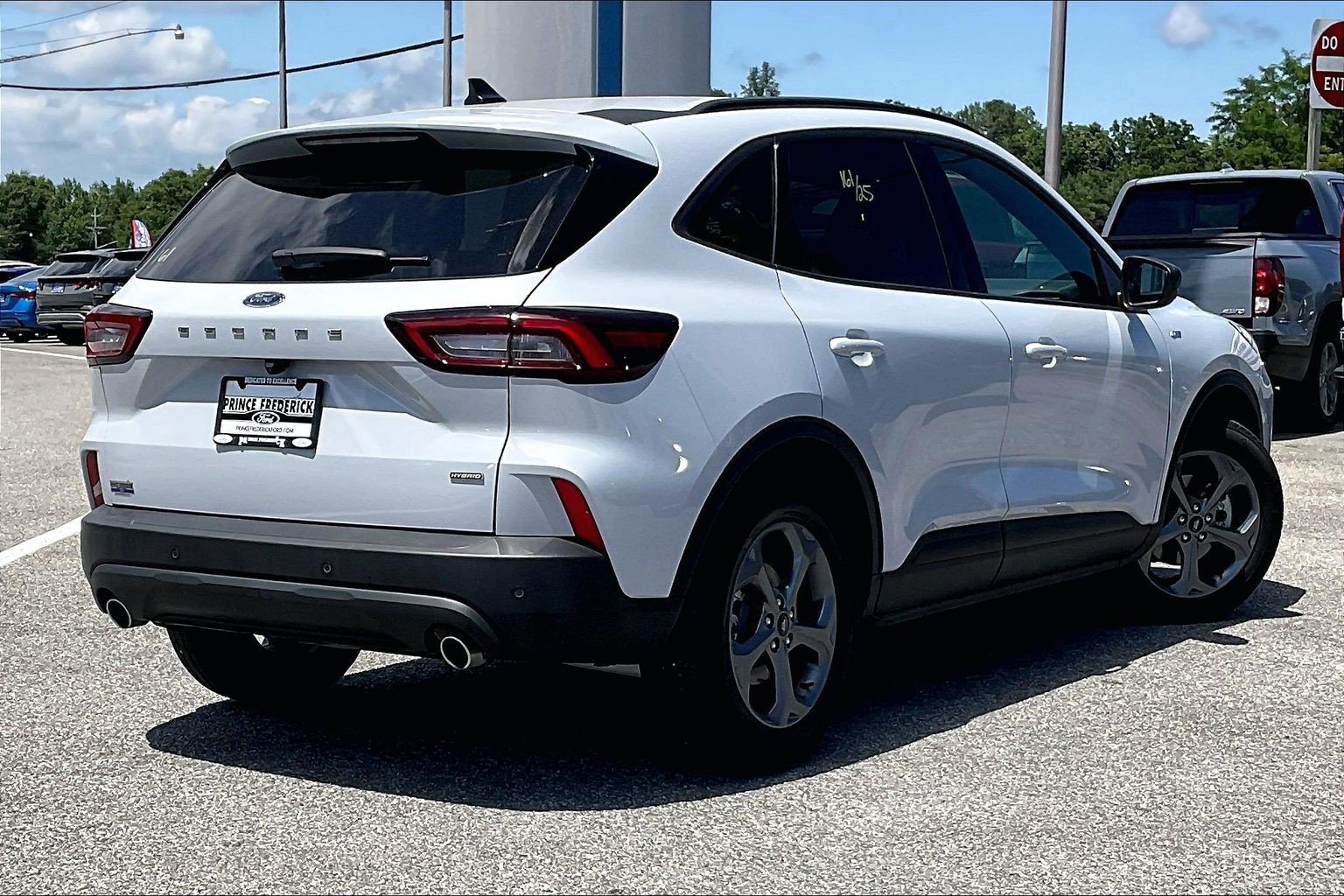 Certified 2025 Ford Escape ST-Line w/ Equipment Group 301A FWD image 12