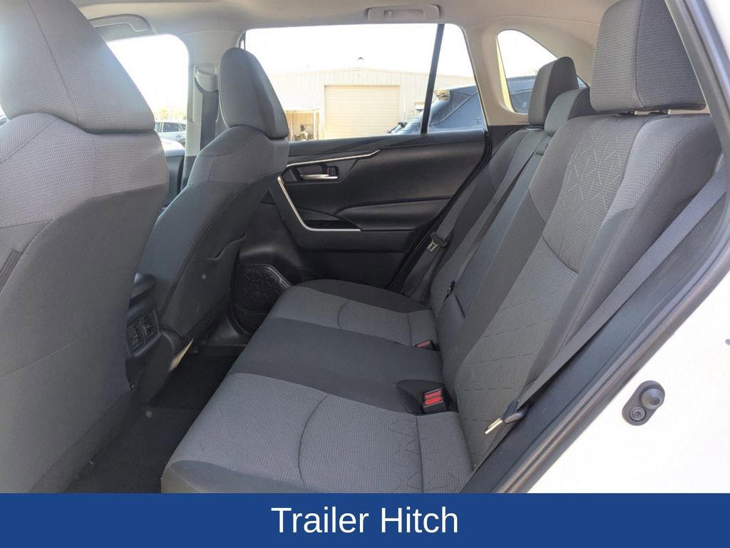 Used 2024 Toyota RAV4 XLE image 15