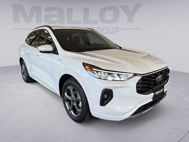 Certified 2024 Ford Escape ST-Line Select AWD/4WD image 7