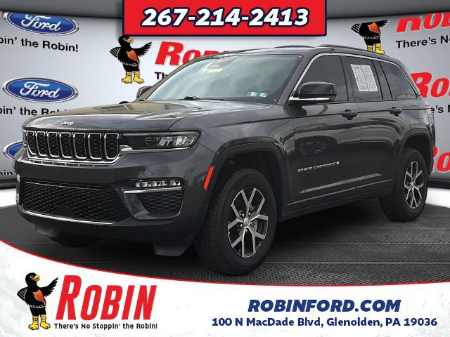 Used 2025 Jeep Grand Cherokee Limited AWD/4WD image 3