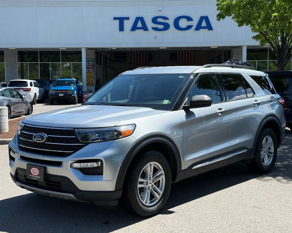 Certified 2022 Ford Explorer XLT w/ Equipment Group 202A