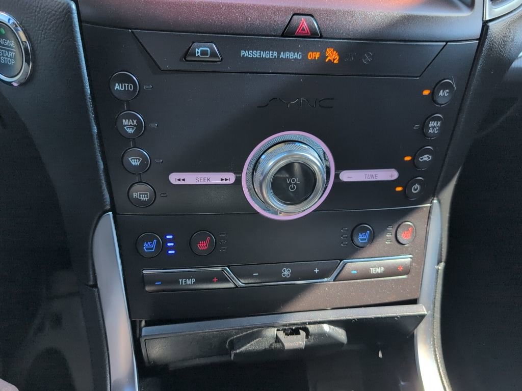 Certified 2020 Ford Edge Titanium w/ Equipment Group 301A image 18