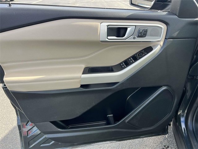 Certified 2023 Ford Explorer Limited w/ Equipment Group 301A image 12