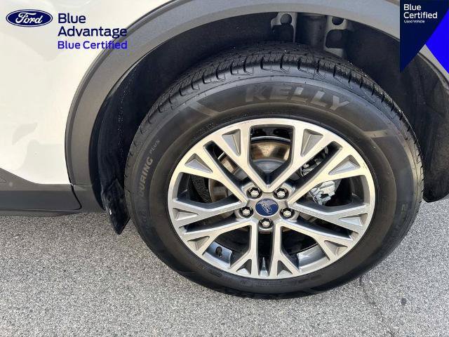 Certified 2022 Ford Escape SEL FWD image 9