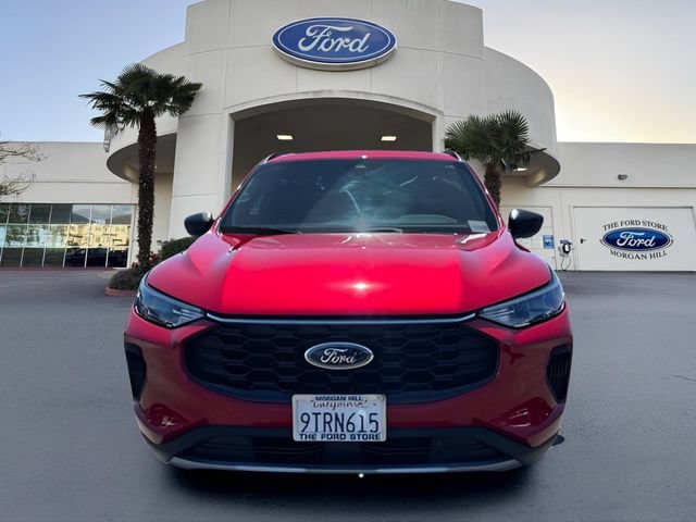 Certified 2025 Ford Escape ST-Line w/ Equipment Group 301A FWD image 3