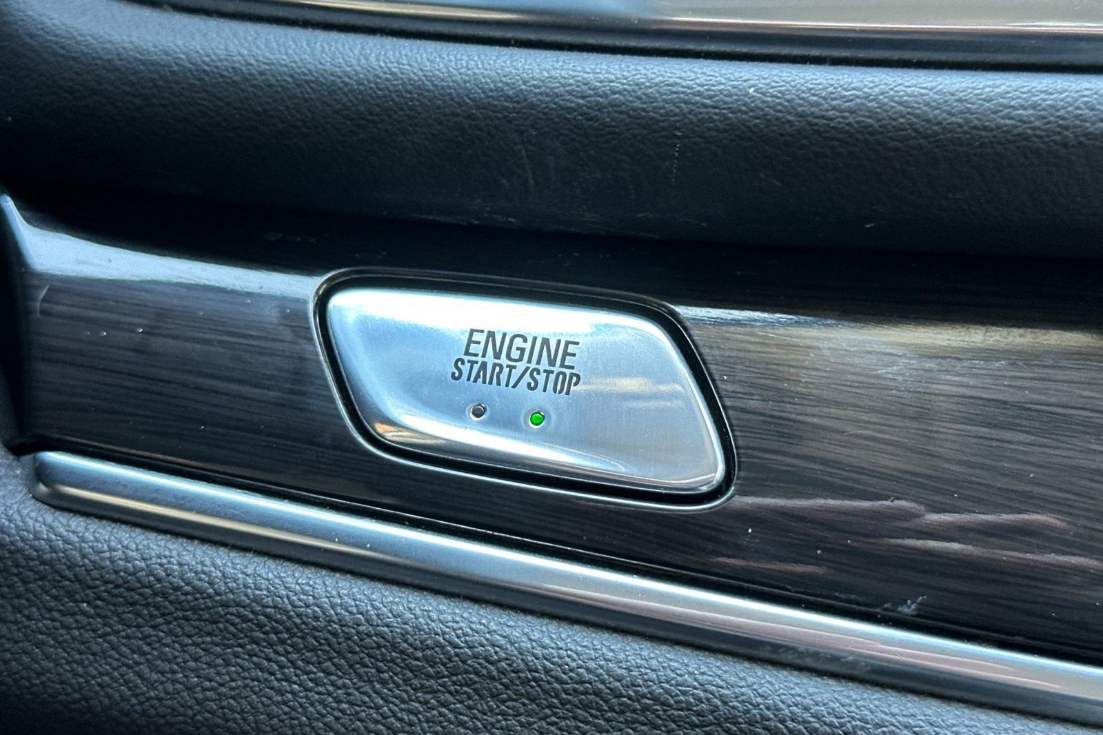 Used 2023 Buick Enclave Essence w/ Experience Buick Package image 22