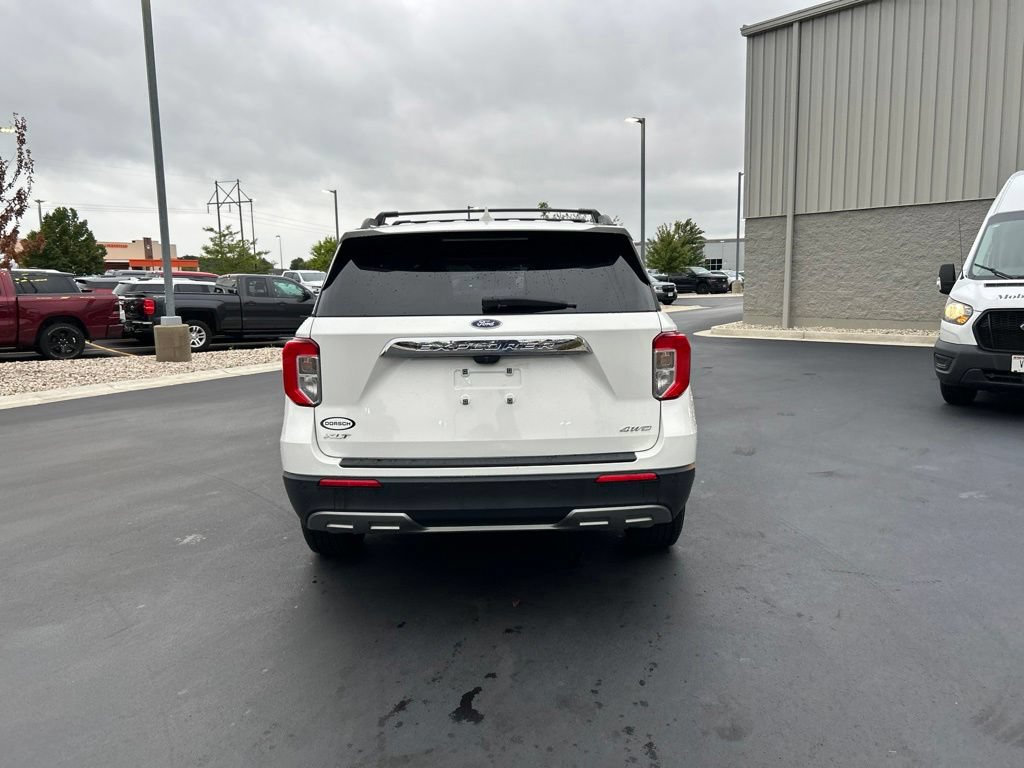 Certified 2023 Ford Explorer XLT w/ Equipment Group 202A AWD/4WD image 7