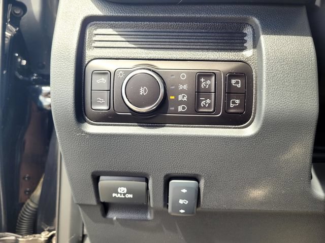 Certified 2026 Ford F350 Platinum AWD/4WD image 15