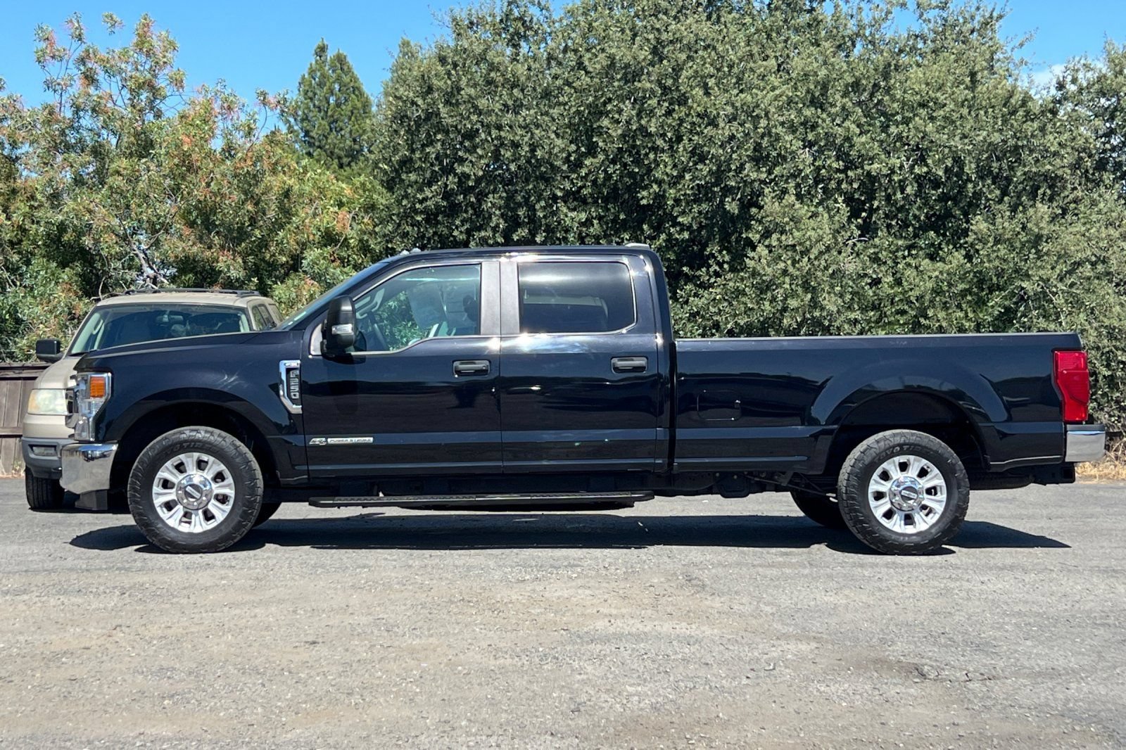 Certified 2022 Ford F250 XL w/ STX Appearance Package RWD image 7