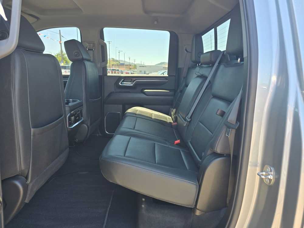 Used 2024 GMC Sierra 2500 SLT w/ SLT Premium Package AWD/4WD image 16