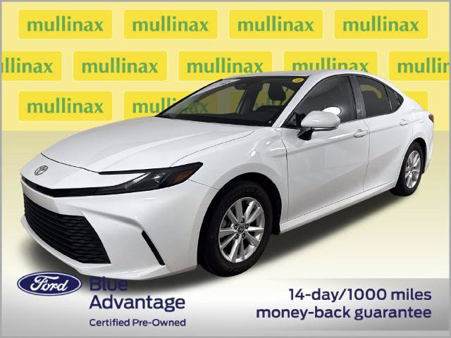Used 2025 Toyota Camry LE w/ Convenience Package FWD image 14