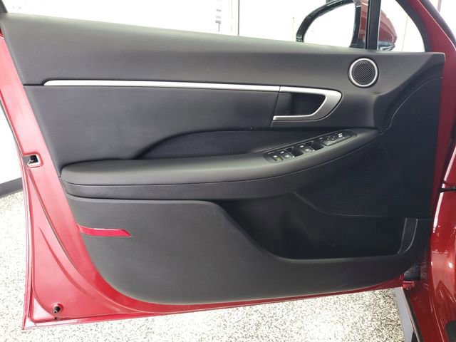 Used 2025 Hyundai Sonata SEL FWD image 11