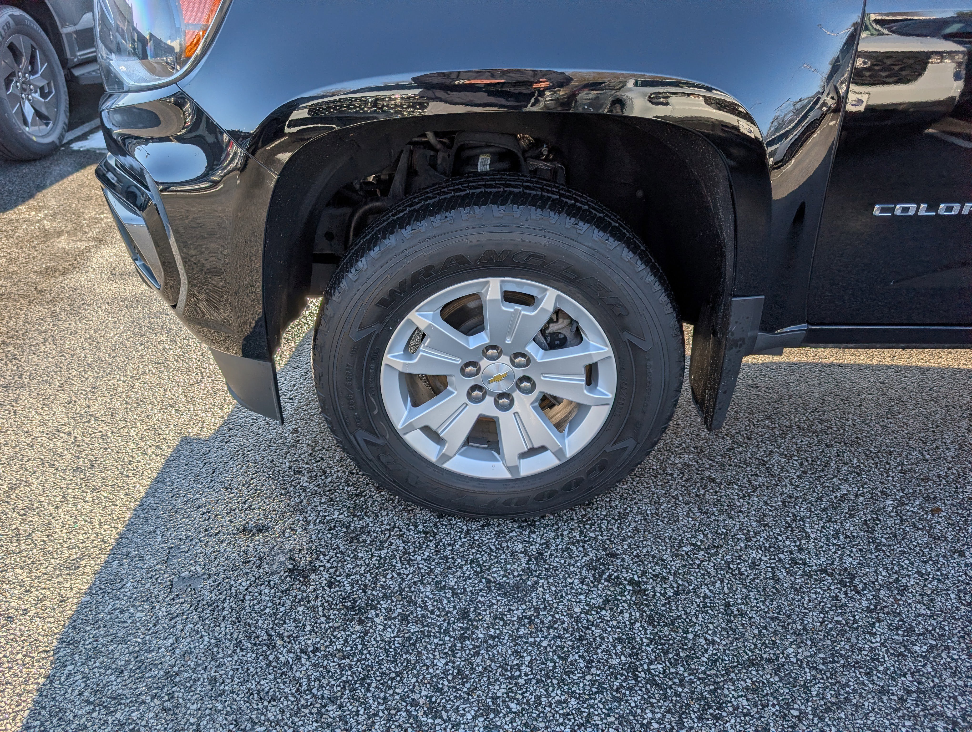 Used 2021 Chevrolet Colorado LT w/ LT Convenience Package image 11