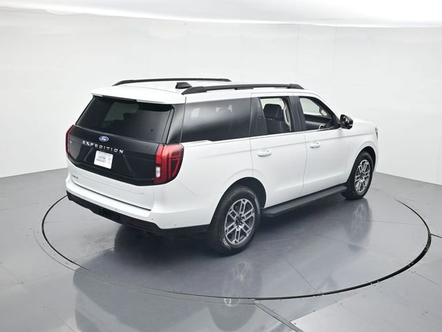 Certified 2025 Ford Expedition Active AWD/4WD image 45
