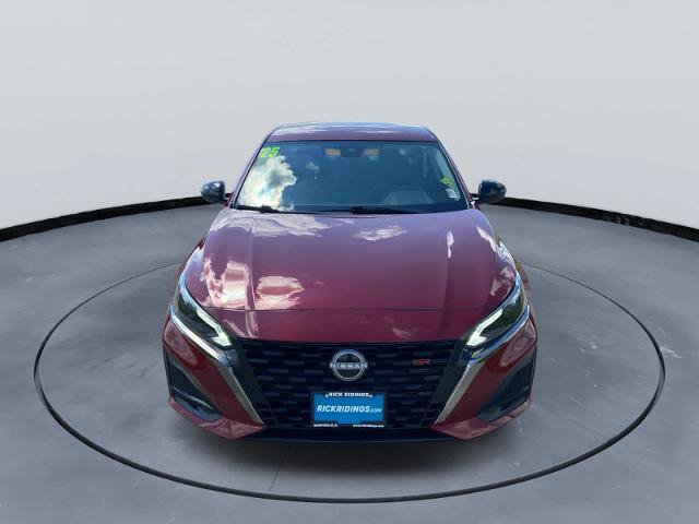 Used 2025 Nissan Altima 2.5 SR AWD/4WD image 2