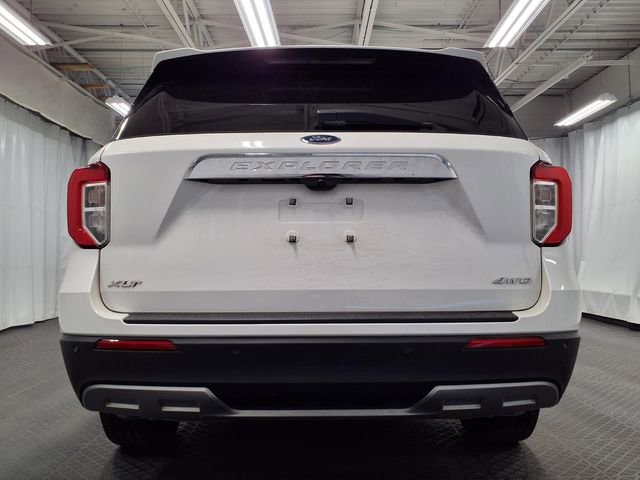 Certified 2023 Ford Explorer XLT w/ Equipment Group 202A AWD/4WD image 5