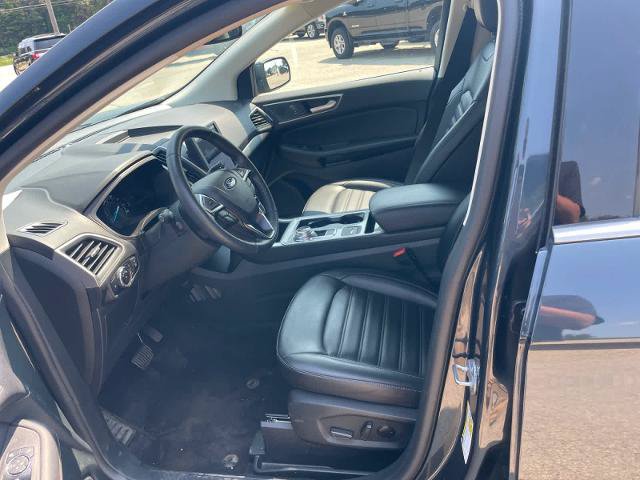 Certified 2023 Ford Edge SEL w/ Convenience Package AWD/4WD image 9