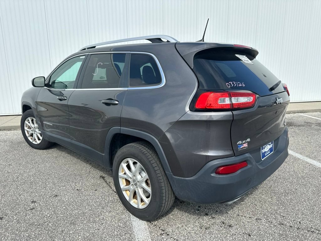 Used 2018 Jeep Cherokee Latitude Plus w/ Comfort/Convenience Group AWD/4WD image 5