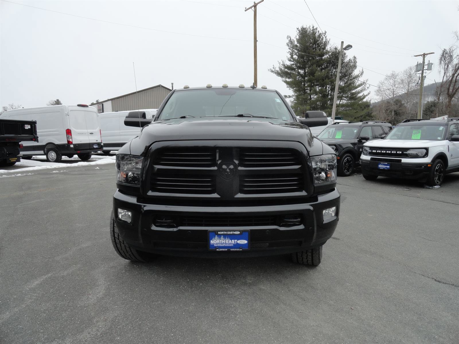 Used 2017 RAM 3500 Big Horn w/ Sport Appearance Group image 8
