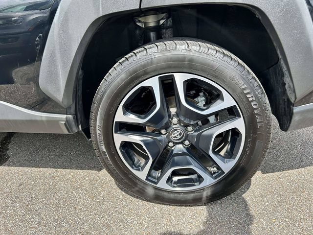 Used 2019 Toyota RAV4 Adventure w/ Cold Weather Package AWD/4WD image 7