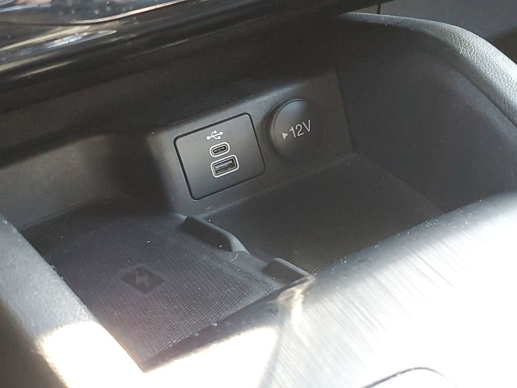 Certified 2025 Ford Escape Platinum image 23