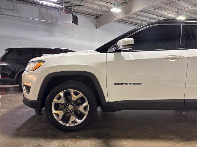 Used 2018 Jeep Compass Limited AWD/4WD image 35