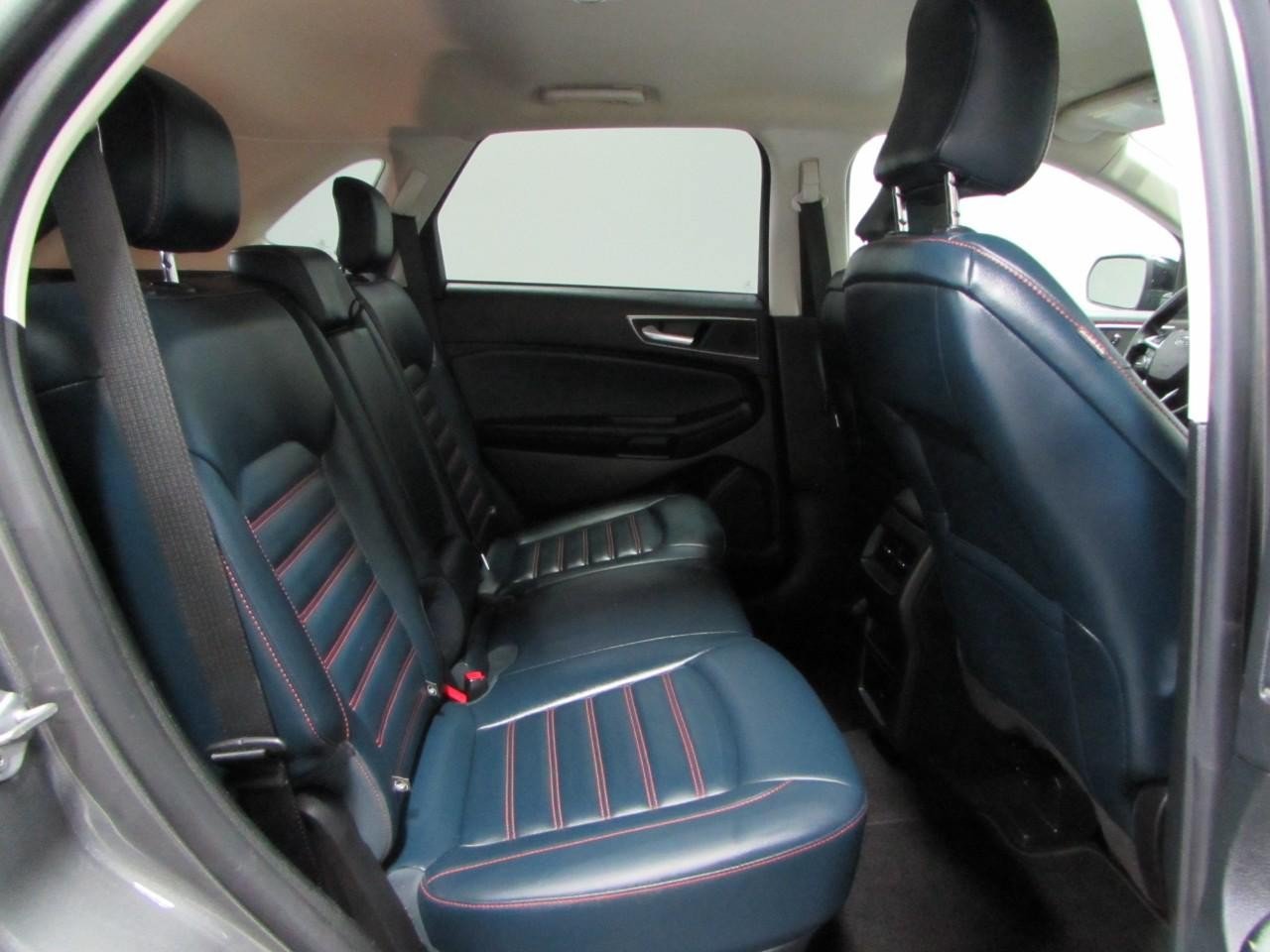 Certified 2023 Ford Edge SEL w/ Sport Appearance Package AWD/4WD image 19