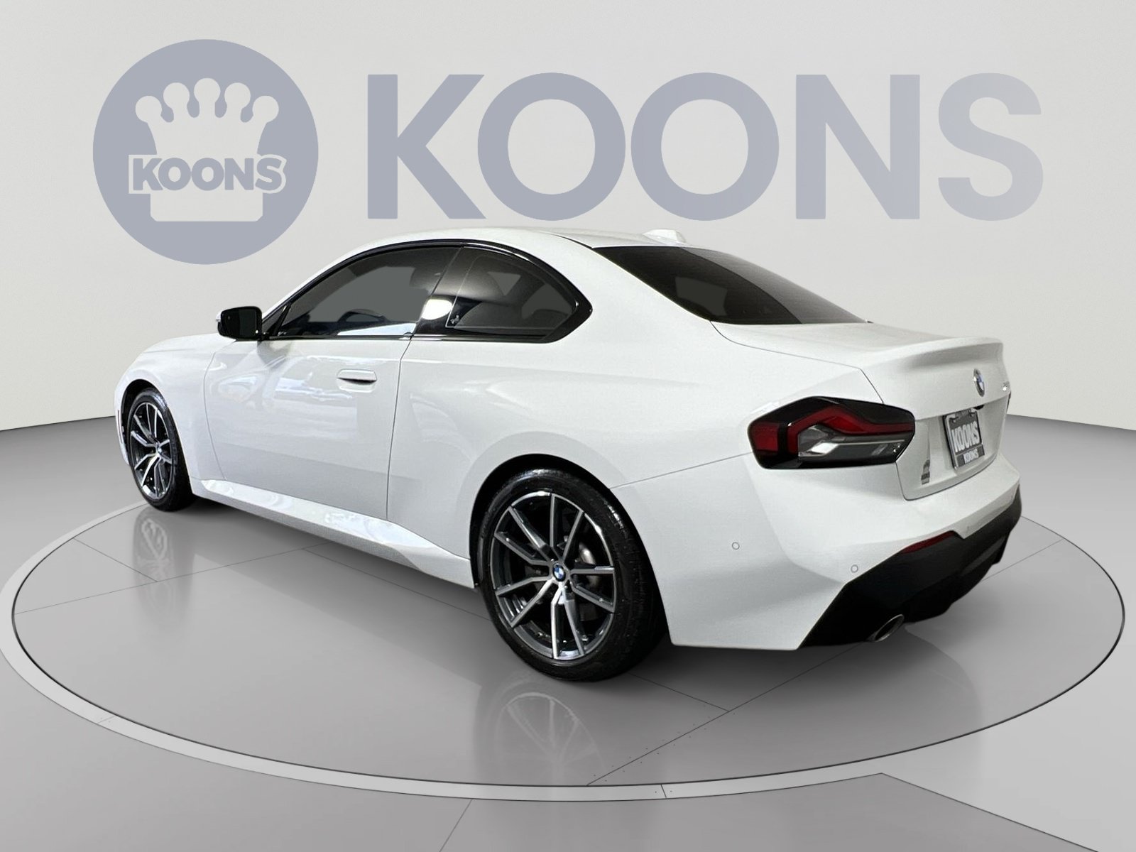 Used 2024 BMW 230i Coupe w/ Convenience Package RWD image 8