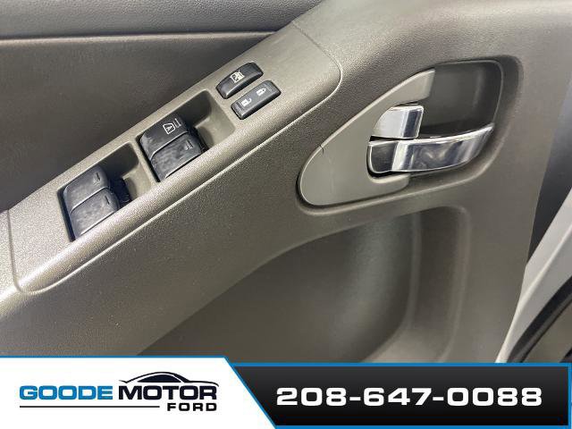 Used 2021 Nissan Frontier PRO-4X w/ Pro-4x Utility Package image 10