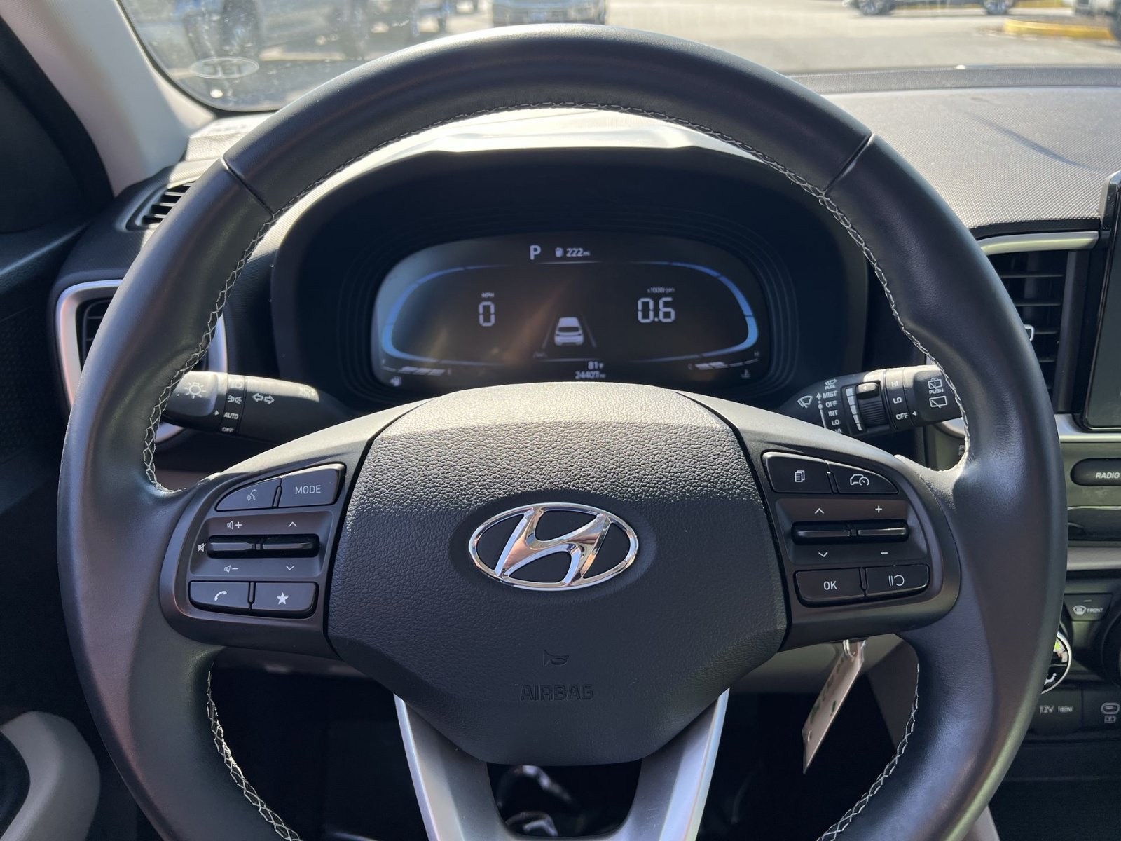 Used 2023 Hyundai Venue SEL w/ Cargo Package FWD image 16