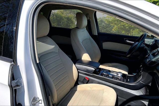 Certified 2019 Ford Edge SE FWD image 7