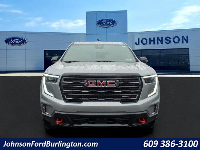 Used 2024 GMC Acadia AT4 w/ Luxury Package image 8