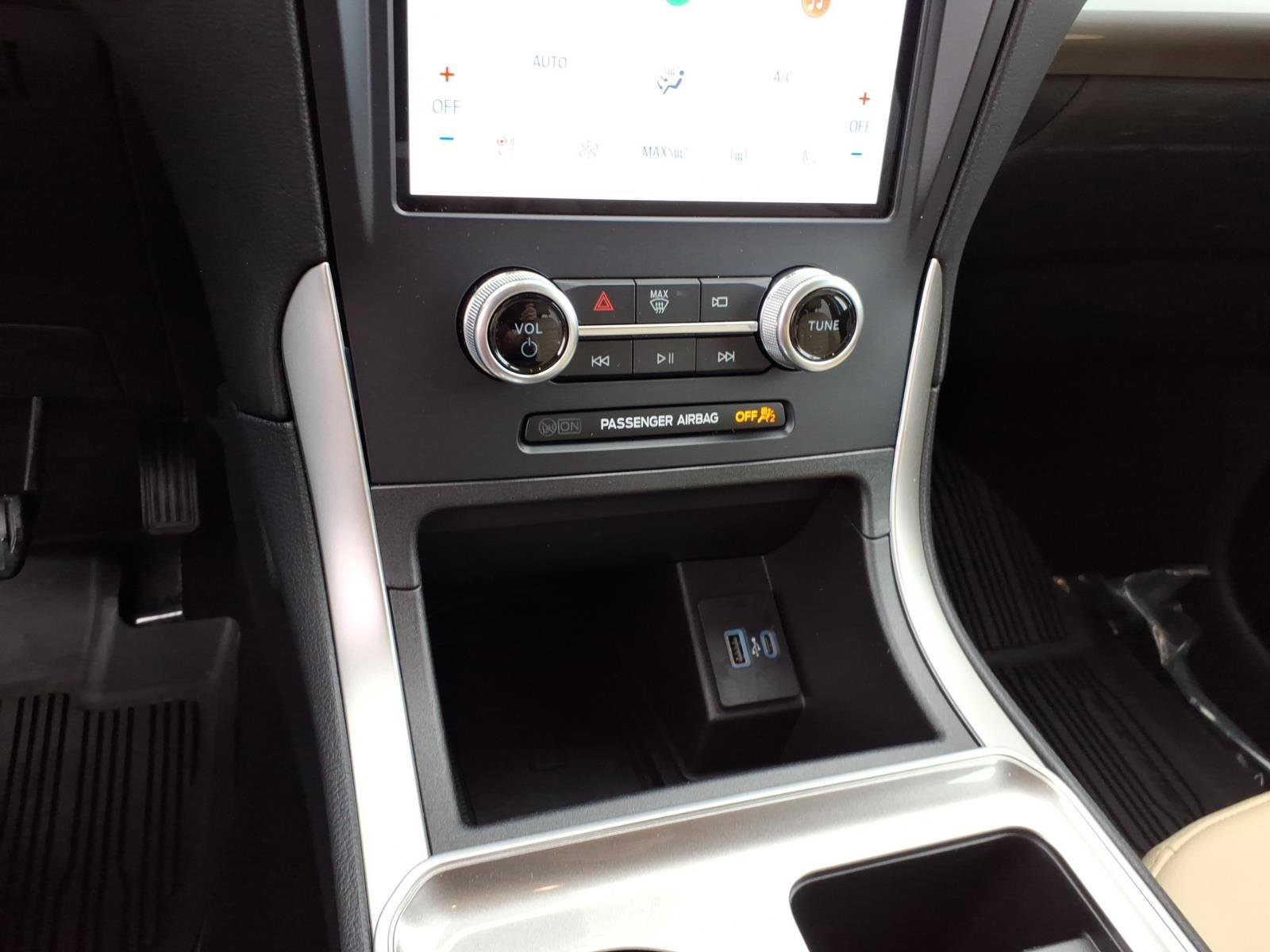 Certified 2023 Ford Edge SEL w/ Convenience Package image 19