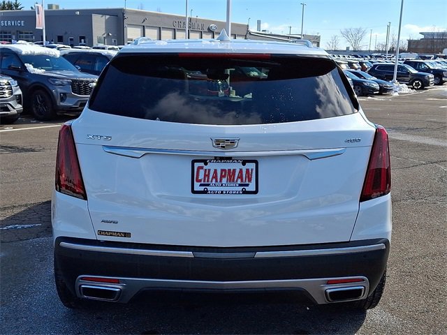 Used 2021 Cadillac XT5 Premium Luxury image 3