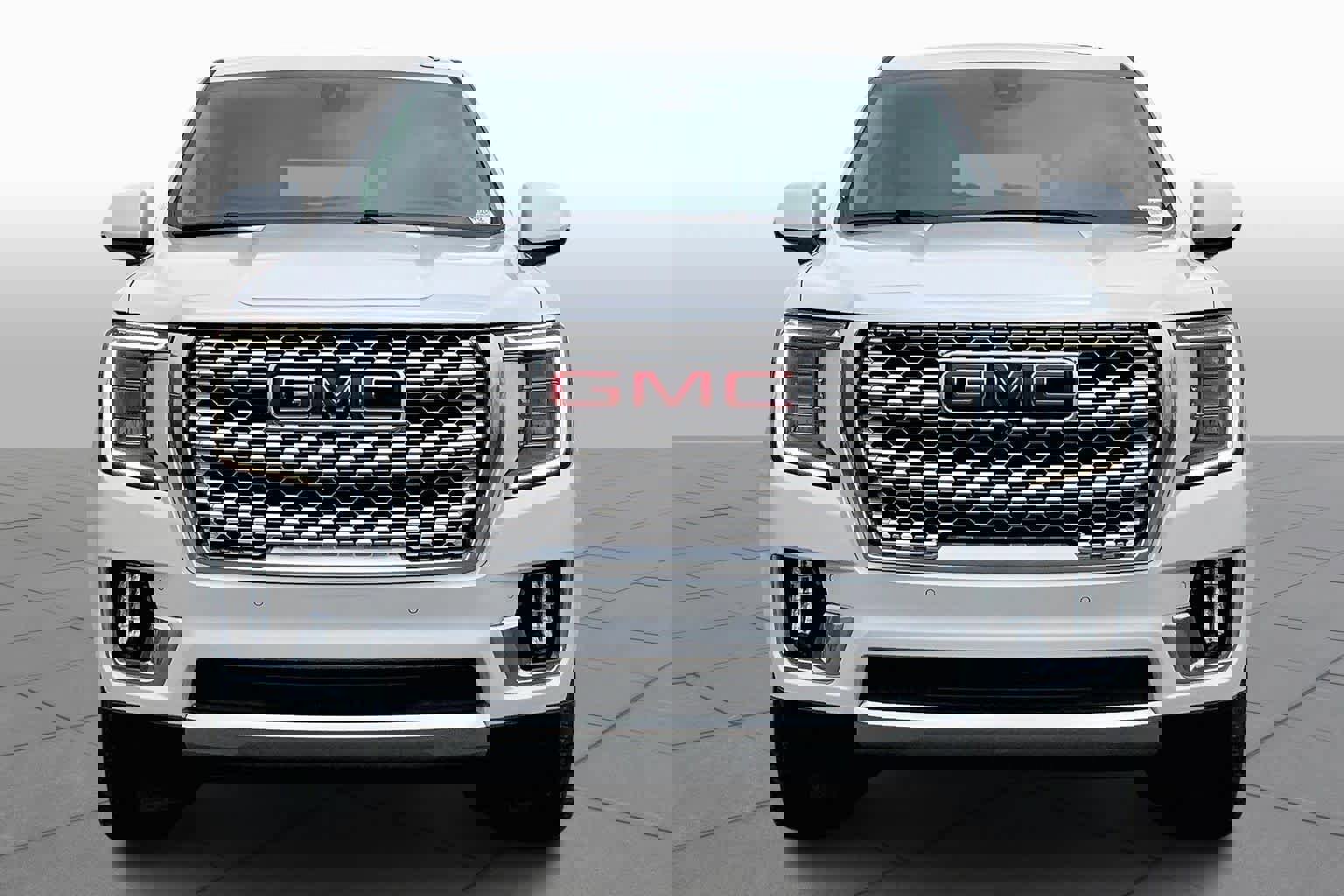 Used 2021 GMC Yukon Denali w/ Denali Premium Package image 6