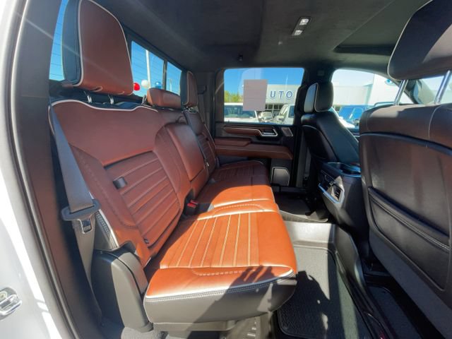 Used 2024 GMC Sierra 3500 Denali Ultimate AWD/4WD image 37
